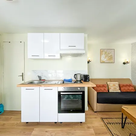 163 - Urban In Париж